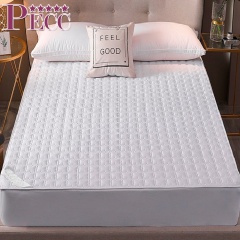 Hotel Comfort  Cheap Waterproof White Bed Mattress Protector