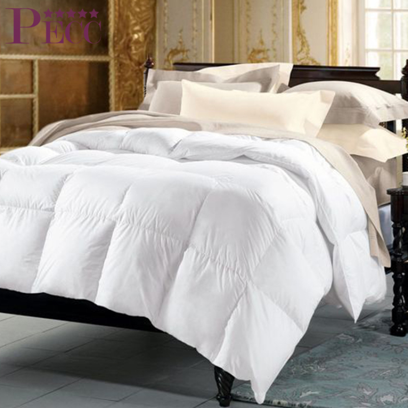 Cómodo edredón tamaño queen de plumas y plumón de ganso de poliéster/algodón