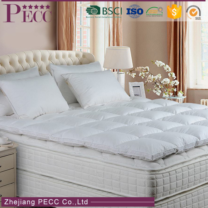 Cojín suave vendedor caliente del topper del colchón del tamaño gigante estupendo cómodo