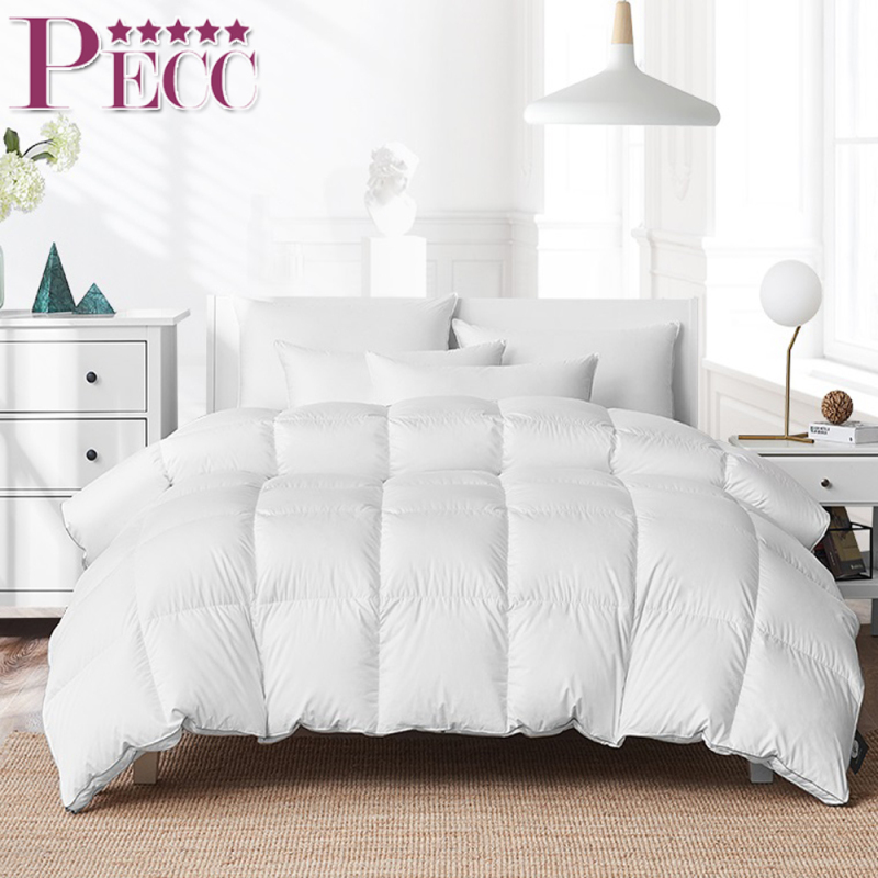 Microfibra de los edredones del edredón del tamaño extra grande del precio bajo de alta calidad