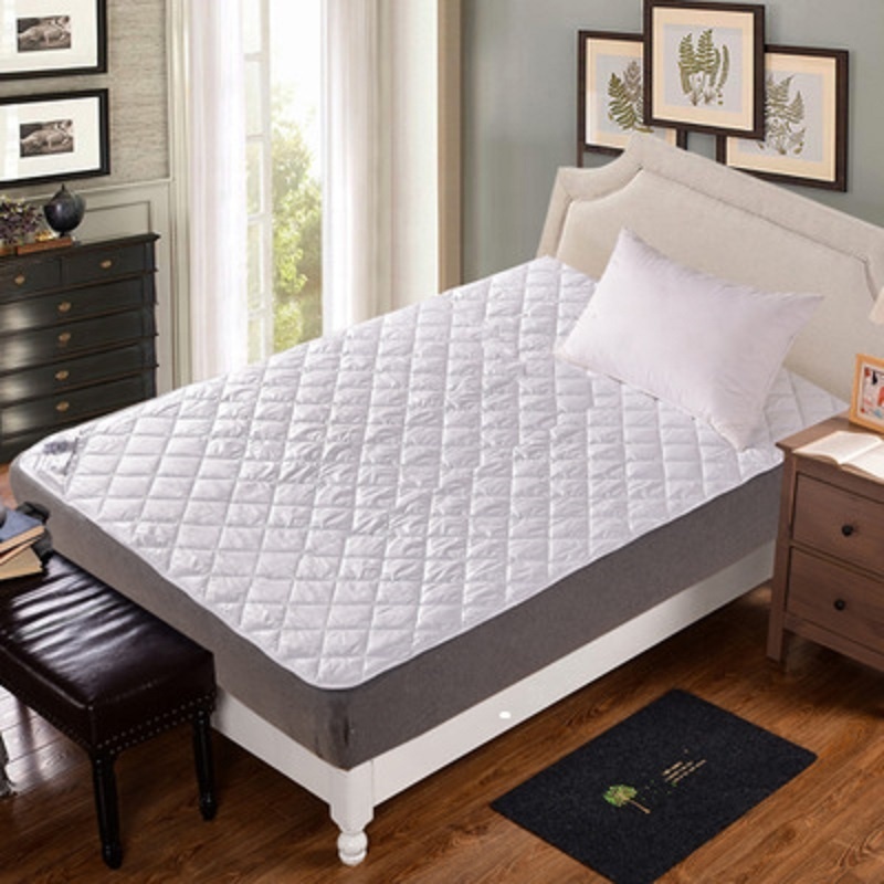 Protector de colchón impermeable acolchado barato al por mayor