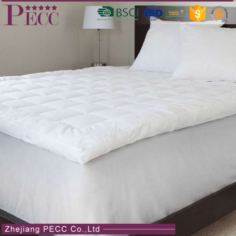 Almohadilla de colchón personalizada estilo edredón de moda de alta calidad Almohadilla de colchón personalizada estilo edredón de moda de alta calidad