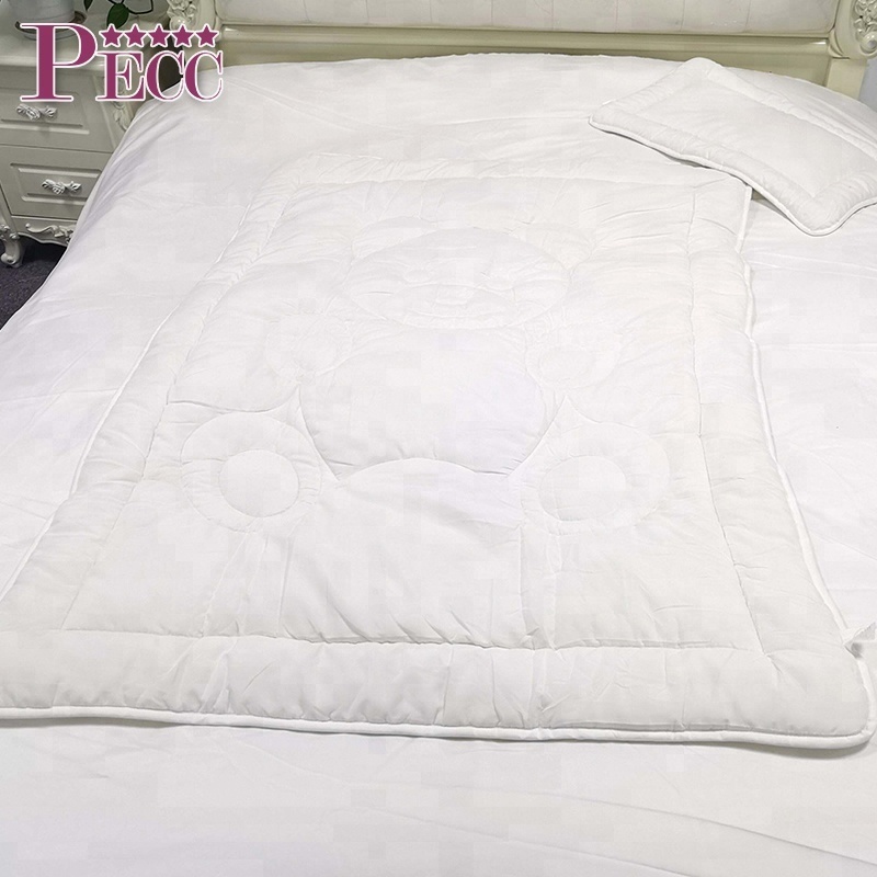 Venta al por mayor moderno algodón cómodo país blanco bebé abajo edredones