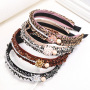 Vintage fashion liked leopard pleated fabric women girls pearl hairbands Vintage fashion liked leopard pleated fabric women girls pearl hairbands