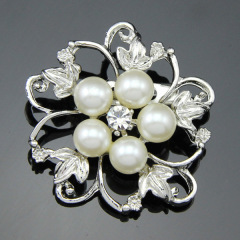 new arrival fashion crystal alloy women girls flower pearl rhinestone brooches new arrival fashion crystal alloy women girls flower pearl rhinestone brooches
