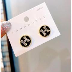 2020 fashion custom modern letter unique stud earrings for women