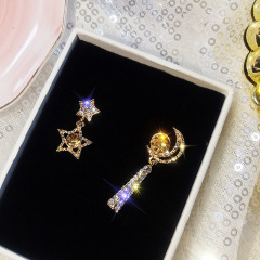 Factory sold directly cheap star moon rhinestone asymmetric earrings for women