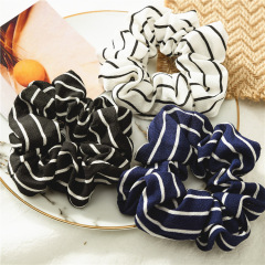 New simple ins fashion women Hair accessories stripe girls scrunchies hair ties New simple ins fashion women Hair accessories stripe girls scrunchies hair ties