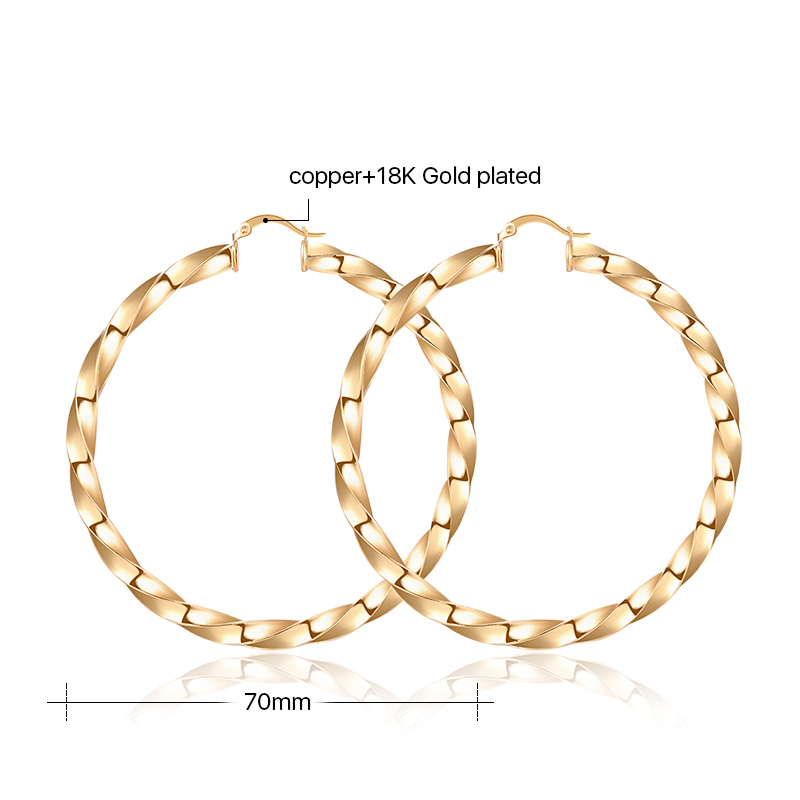Wholesale vintga square tube 18k gold plated twisted women circle hoop earrings Wholesale vintga square tube 18k gold plated twisted women circle hoop earrings
