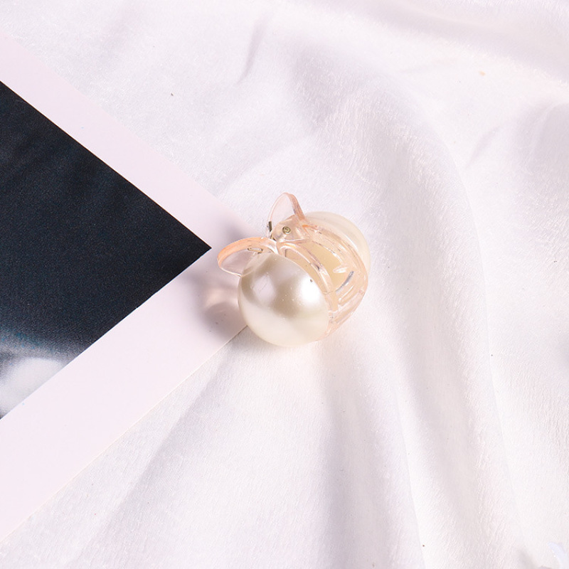 Wholesale unique small girls pearl mini plastic claw hair clip for woman Wholesale unique small girls pearl mini plastic claw hair clip for woman