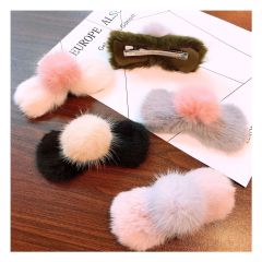 New Vintage winter Shape Hollow hair barretter Big pompom plush hair clip New Vintage winter Shape Hollow hair barretter Big pompom plush hair clip