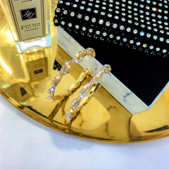 2020 fashion girls jewelry winding rhinestone hoop earrings for women
