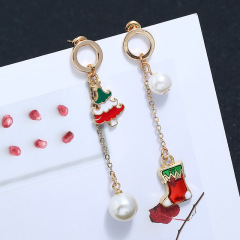 Creative Asymmetric Christmas Eve Shoes Tree Pearl Women Drop Earrings