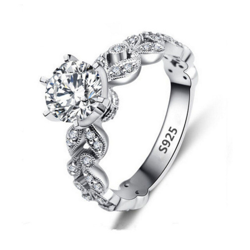 Crystal Finger Ring Brass Plated Silver Color Cubic Zirconia Ring For Wedding Party