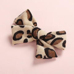 Amazon hot sale Printed multicolor children's fabric baby bow hair clips