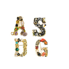 2020 INS amazon korean latest luxury fashion bulk girls rhinestone crystal letter brooches for women lady