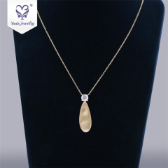 Fashion water drop golden jewelry pure yellow gold 18k moissanite necklace