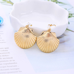 Fashion 2019 mother of pearl stainless steel silver shell gold earrings