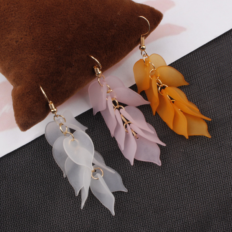 Wholesale fashion girls drop long petal leaves resin earrings for women Wholesale fashion girls drop long petal leaves resin earrings for women