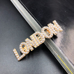 Ins Amazon hot sale no slip girls women faux pearl letter hair clips with word