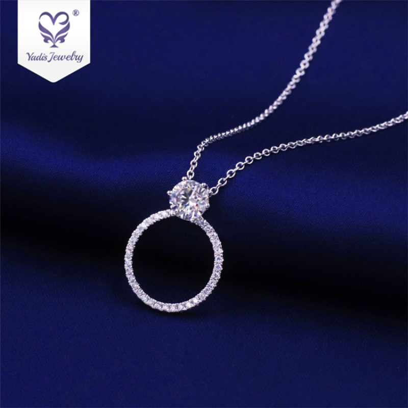 Fashion luxury jewelry circle 14k 18k  white gold moissanite diamond pendant necklace
