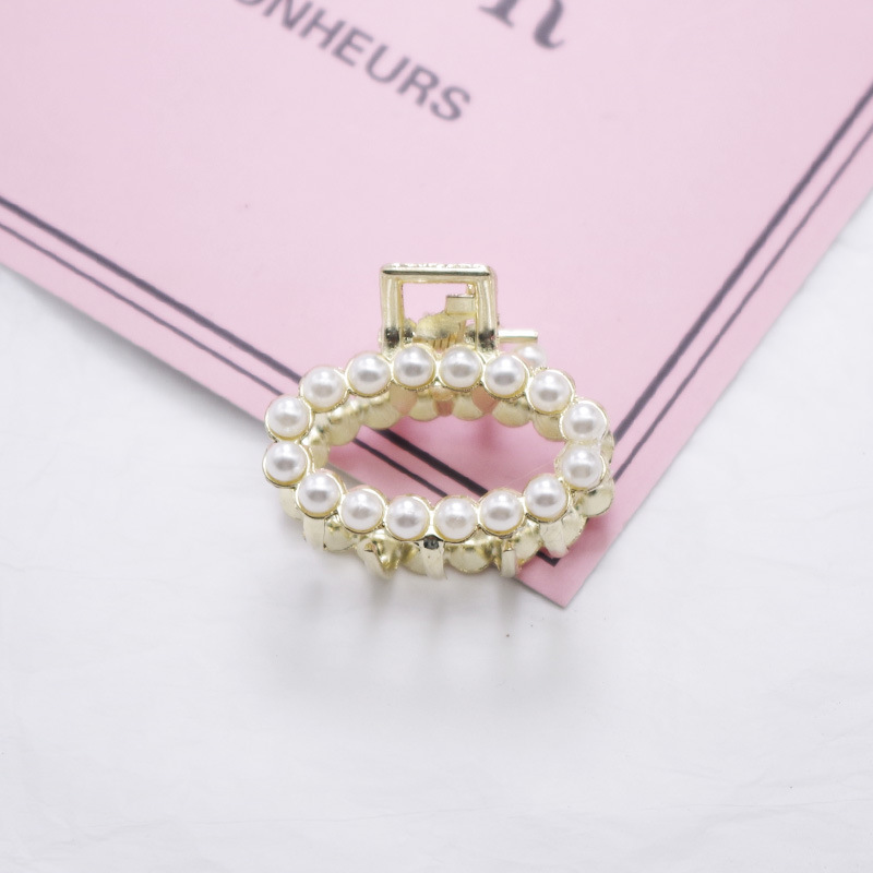 Amazon Hot Ladies Hair Claw Accessories Bow Shaped Golden Pearl Metal Hair Claw Clip
