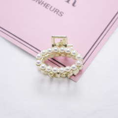 Amazon Hot Ladies Hair Claw Accessories Bow Shaped Golden Pearl Metal Hair Claw Clip
