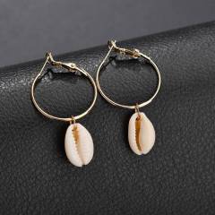 2019 American fashion jewelry for women gold round hoop conch sea shell earrings