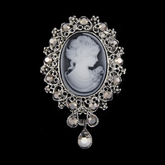 Gothic Vintage Women Accessories Lady Cameo Pendant Crystal brooches with Beauty Head
