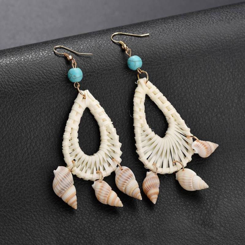 Customized personalized fashion design sea shell and bamboo earrings hoops for women Customized personalized fashion design sea shell and bamboo earrings hoops for women