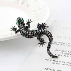 INS amazon korean latest luxury fashion vintage girls rhinestone crystal animal lizard brooches for women lady