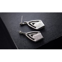 Wholesale vintga crystal rhinestone alloy women ladies drop shape earrings