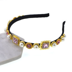 2019 spring vintage women British fashion rhinestone embellished baroque crystal headband 2019 spring vintage women British fashion rhinestone embellished baroque crystal headband