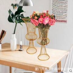 custom Gold metal Road Lead Wedding Centerpiece Decoration metal flower stand custom Gold metal Road Lead Wedding Centerpiece Decoration metal flower stand