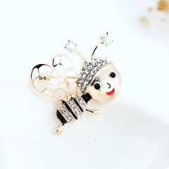 Fashion custom men or women alloy cute rhinestone faux pearl bee brooches