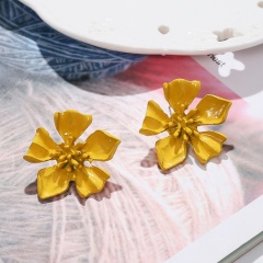 2020 new factory hot sale colored handmade earrings jewelry petal handmade  flower hoop earrings