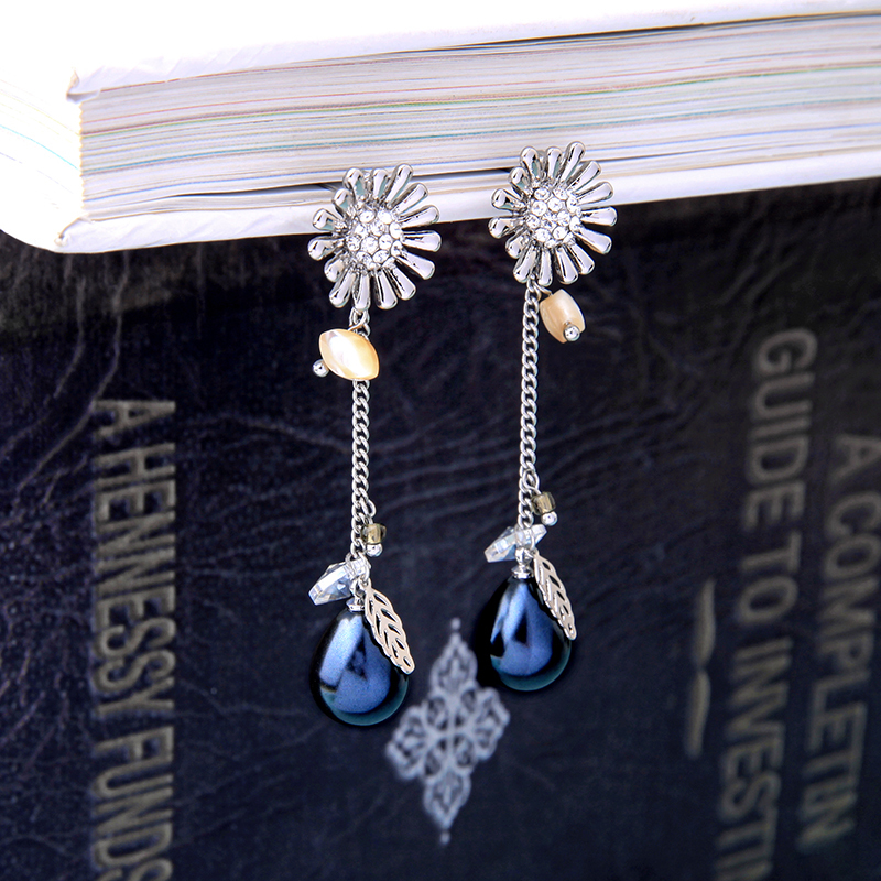 Sunflower shaped crystal diamond latest design dangle earring