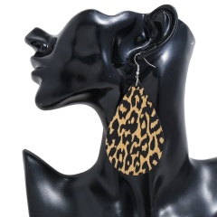 Amazon hot classic style water drop shape leopard print wooden earrings for famale