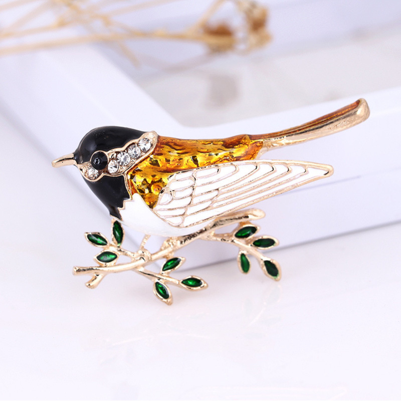 2020 new arrival custom cheap jewelry magpie colorful rhinestone birds brooches 2020 new arrival custom cheap jewelry magpie colorful rhinestone birds brooches