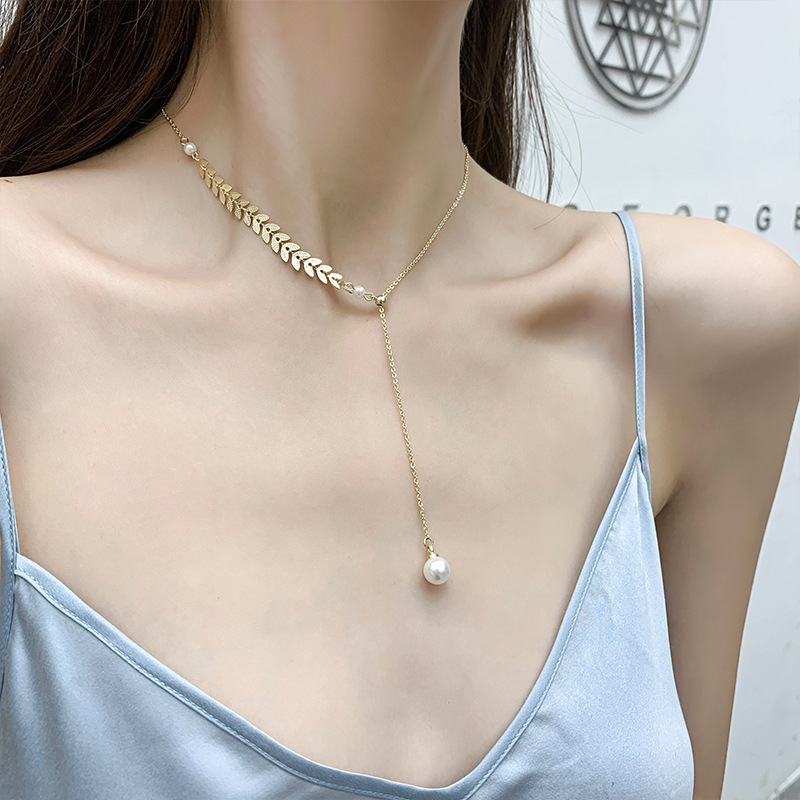 Ins Popular Fashion Fairy Willow Leaf Pendant Pearl Alloy Choker Necklace Ins Popular Fashion Fairy Willow Leaf Pendant Pearl Alloy Choker Necklace