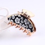 Japan and Korean simple hairpin flower adult  middle ladies hair accessories bath pan hair grab claw clips