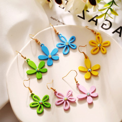 Korean new design alloy acrylic crystal asymmetric flower earrings for girls