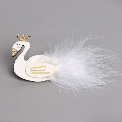 Wholesale princess temperament fashion two colors lovely swan children hairgrip with feather