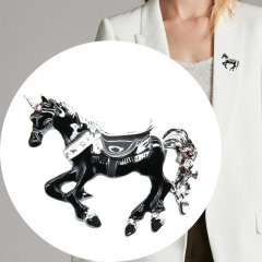 Wholesale Women Fashon Vintage alloy black horse unicorn brooches for suit Wholesale Women Fashon Vintage alloy black horse unicorn brooches for suit