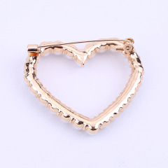 2020 new Classic Charm Gold Silver Mother Gift Girl Jewelry Rhinestone Crystal Pearl Love Heart Brooch Pins rhinestone