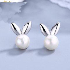 Amazon hot  s925 silver rabbit-shape white nature fresh water pearl earrings