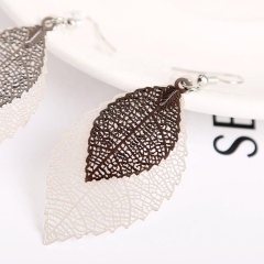 Amazon new explosion style retro golden simple design double hollow leaf earrings