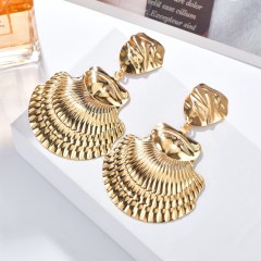 2019 Oversize fashion jewelry for women gold plate hoop conch shell big earrings