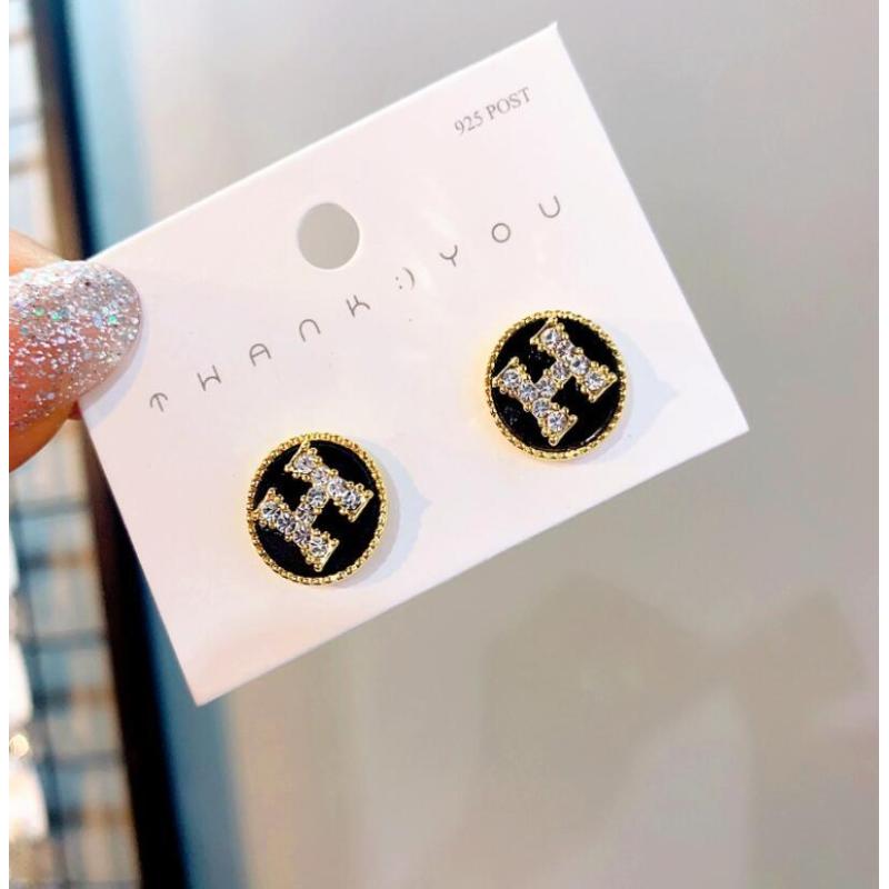 2020 fashion custom modern letter unique stud earrings for women 2020 fashion custom modern letter unique stud earrings for women