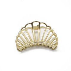 2020 INS Hot Smooth Metal gripping hair clip Europe and America Retro adult metal hair claw clip 2020 INS Hot Smooth Metal gripping hair clip Europe and America Retro adult metal hair claw clip